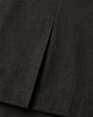 Blazer Desestruturado na cor chumbo, detalhe: outro