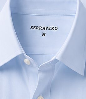 Camisa Social Easy Care na cor azul céu, detalhe da gola