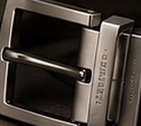 Cinto Couro Reversível na cor preto/caramelo, detalhe: outro