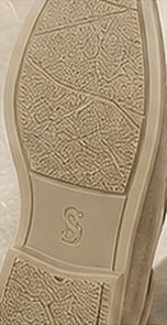 Mocassim Camurça Resort na cor areia, detalhe: outro