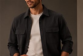 Overshirt Estruturada na cor chumbo, detalhe: outro