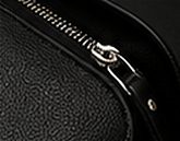 Pasta Executiva Couro na cor preto, detalhe: outro