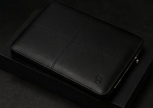 Pasta Executiva Couro na cor preto, detalhe: outro