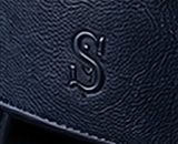 Weekender Signature na cor marinho, detalhe do tecido
