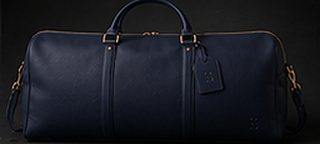 Weekender Signature na cor marinho, detalhe: outro